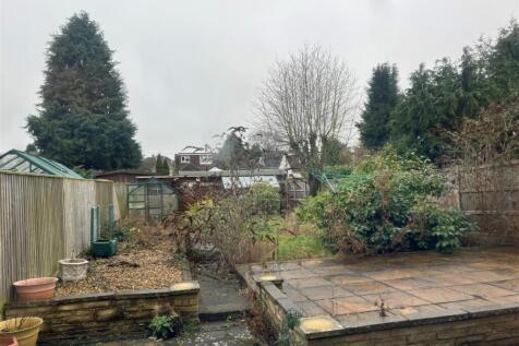 Rousebarn Lane - Garden.jpg