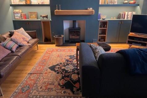 Front room 1.jpg