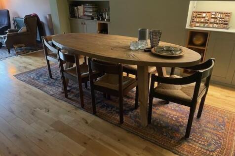 Dining area.jpg