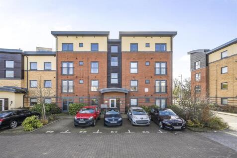 Fountain Court - Front.jpg