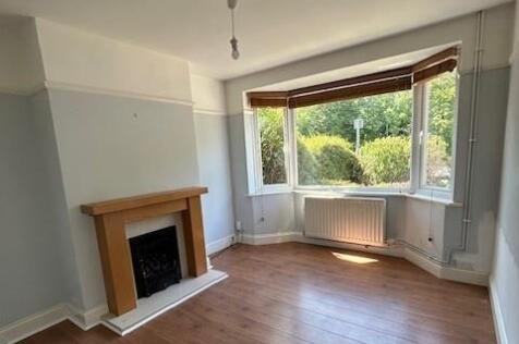 Watford Road - Lounge a.jpg