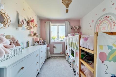 Bedroom 2 1.jpg