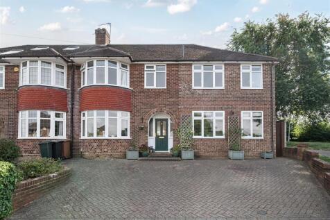 Canterbury Way -  Front 1.jpg