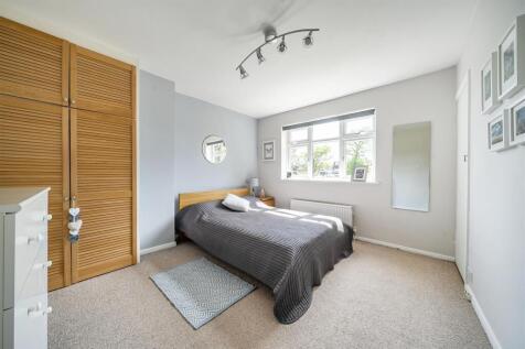 Canterbury Way - Bed 3.jpg