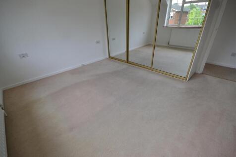 Bedroom 2.1.JPG