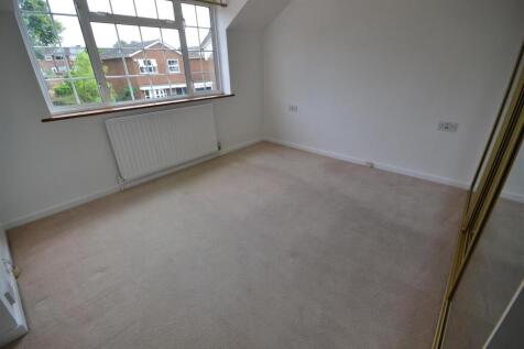 Bedroom 2.JPG