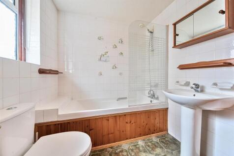 Sherborne Way - Bathroom.jpg