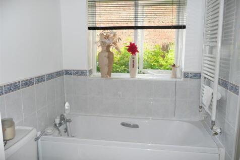 34 Basildon Close - Bath.JPG
