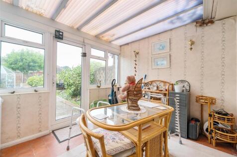 Sherborne Way - Conservatory.jpg