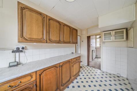 Canterbury Way - Kitchen 3.jpg