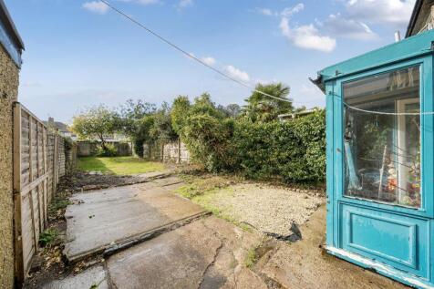 Barton Way - Garden 2.jpg