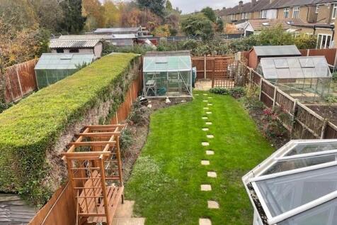 Garden 3.jpg