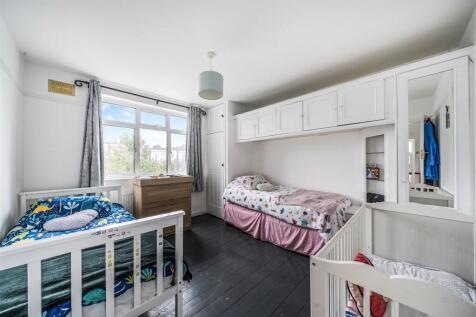 Links Way - Bed 2.jpg