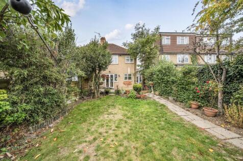 Links Way - Rear.jpg