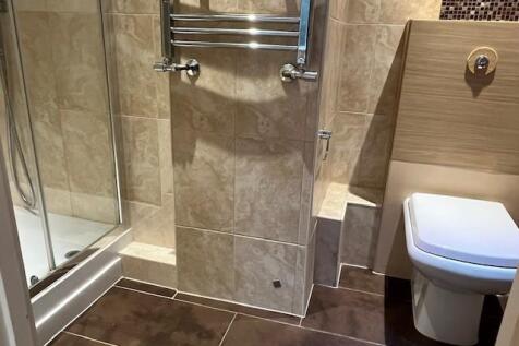 En Suite Front 2.jpg