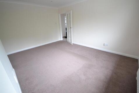 214b Watford Rd lounge 1.1.JPG