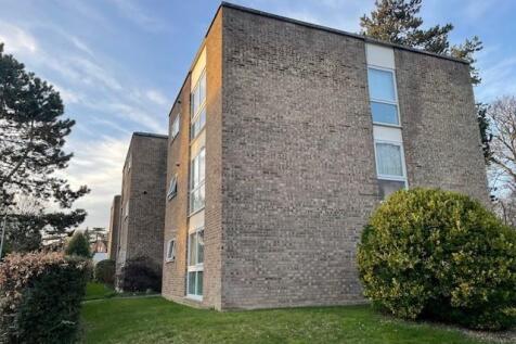 Spinney outside 1.jpg