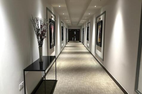 Korda House - Corridor.jpg