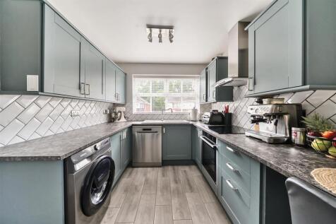 Evensyde - Kitchen 2.jpg