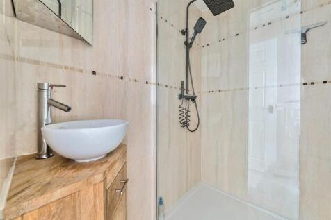 Evensyde - Shower.jpg