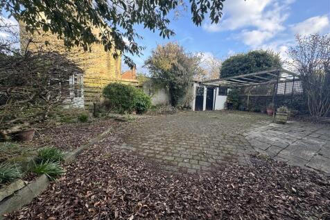 Property Image 11