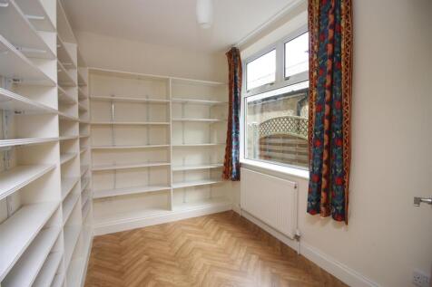 29 castle road STUDY.JPG