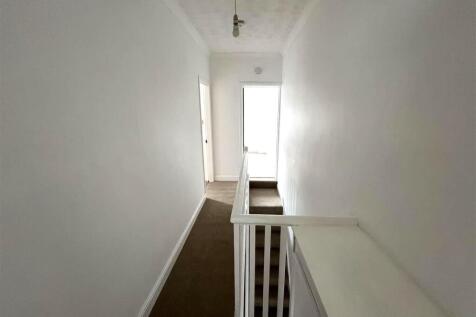 hallway.jpg