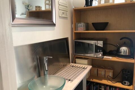 kitchenette.jpg