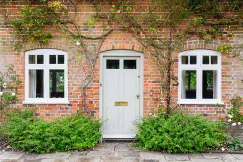 71838_Chequers House (8) Revisit.jpg