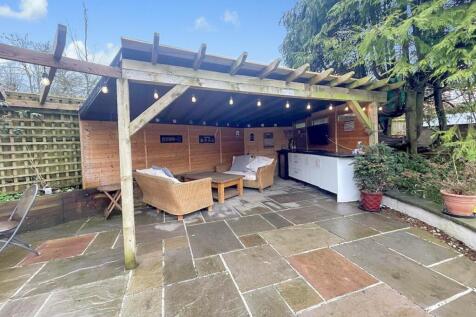 patio2.jpg