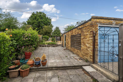1299753-29-682dcb...