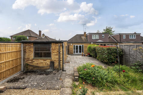 1299753-31-682dcb...