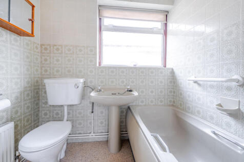 1299753-23-682dcb...