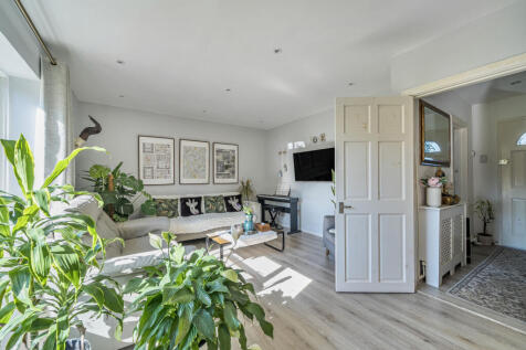 1357771-12-68cd7b...