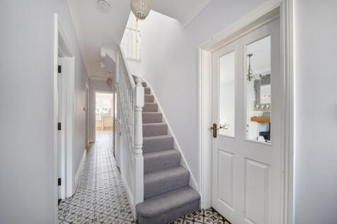 1360603-6-68dbe38...