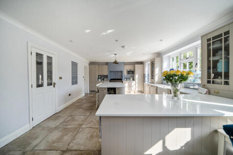 1360603-3-68dbe36...