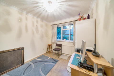 1384685-4-69248be...