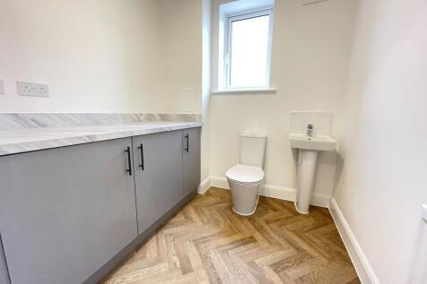 Cloakroom/Wc