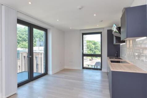 Kitchen / Diner/ Lounge