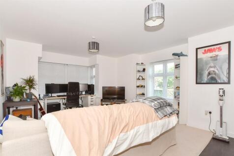Lounge/Kitchen