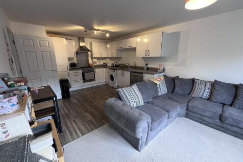 Lounge/ Kitchen Area