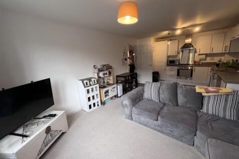 Lounge/ Kitchen