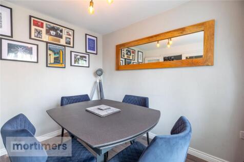 Dining/Play Room