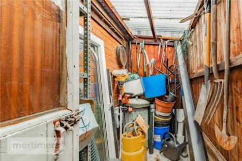 Shed
