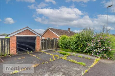 Driveway/Garage