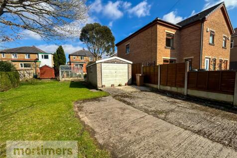 Driveway/Garage