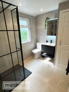 Family Shower Room