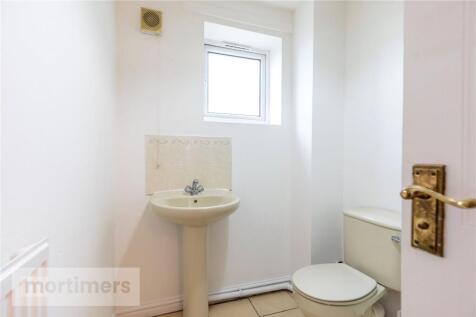 Ground Floor Shower