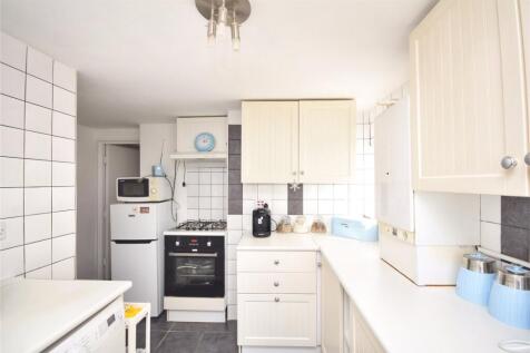 21 B Apt Kitchen
