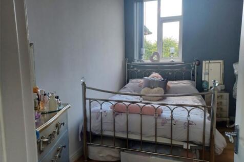 21a Apt Bedroom